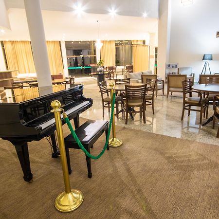 Hotel Golden Park All Inclusive Pocos De Caldas By Nacional Inn Экстерьер фото The lounge at the airport