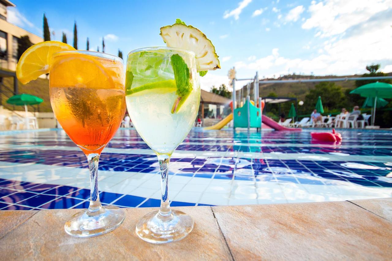 Hotel Golden Park All Inclusive Pocos De Caldas By Nacional Inn Экстерьер фото Two Aperol Spritz cocktails
