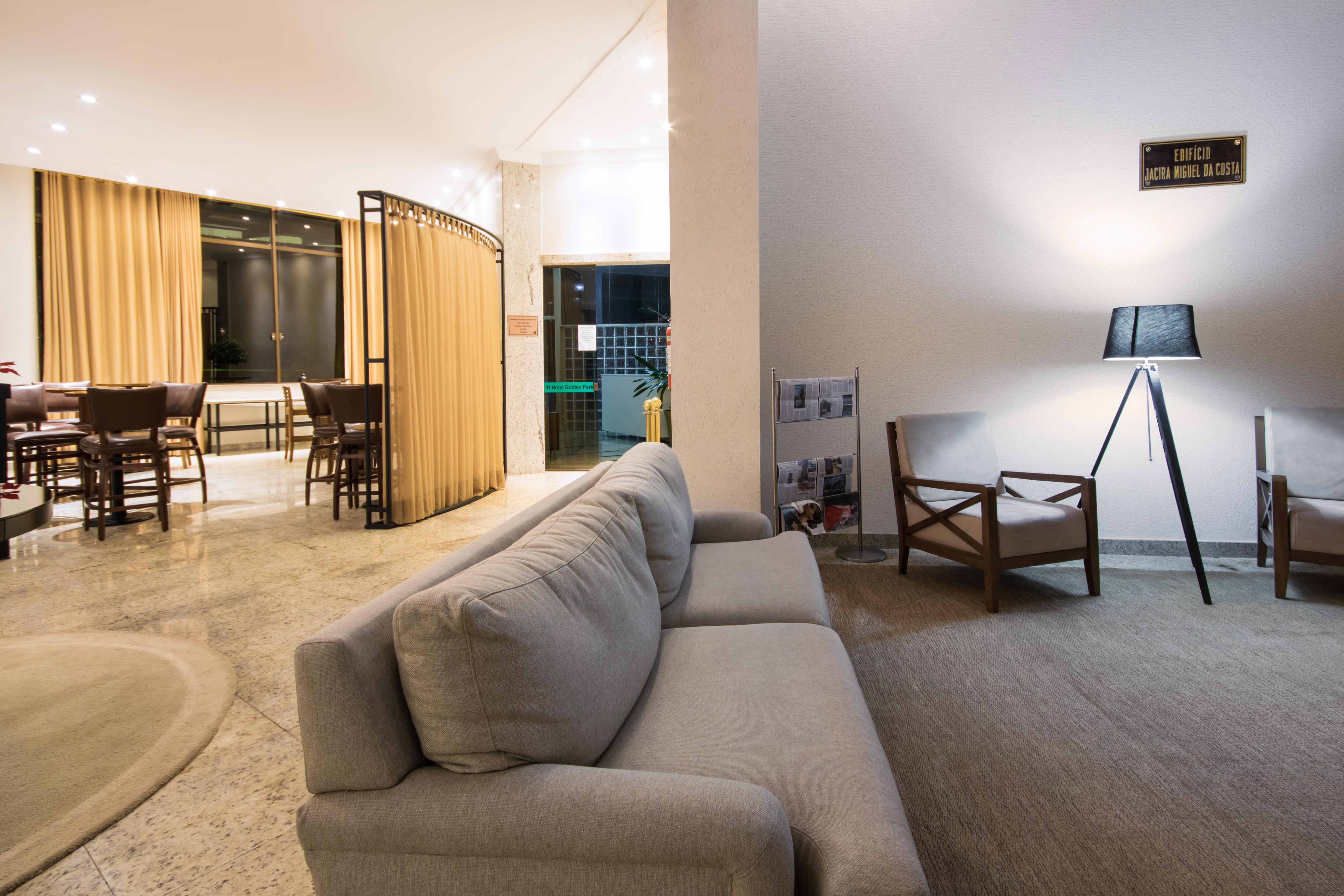 Hotel Golden Park All Inclusive Pocos De Caldas By Nacional Inn Экстерьер фото The lobby of the hotel