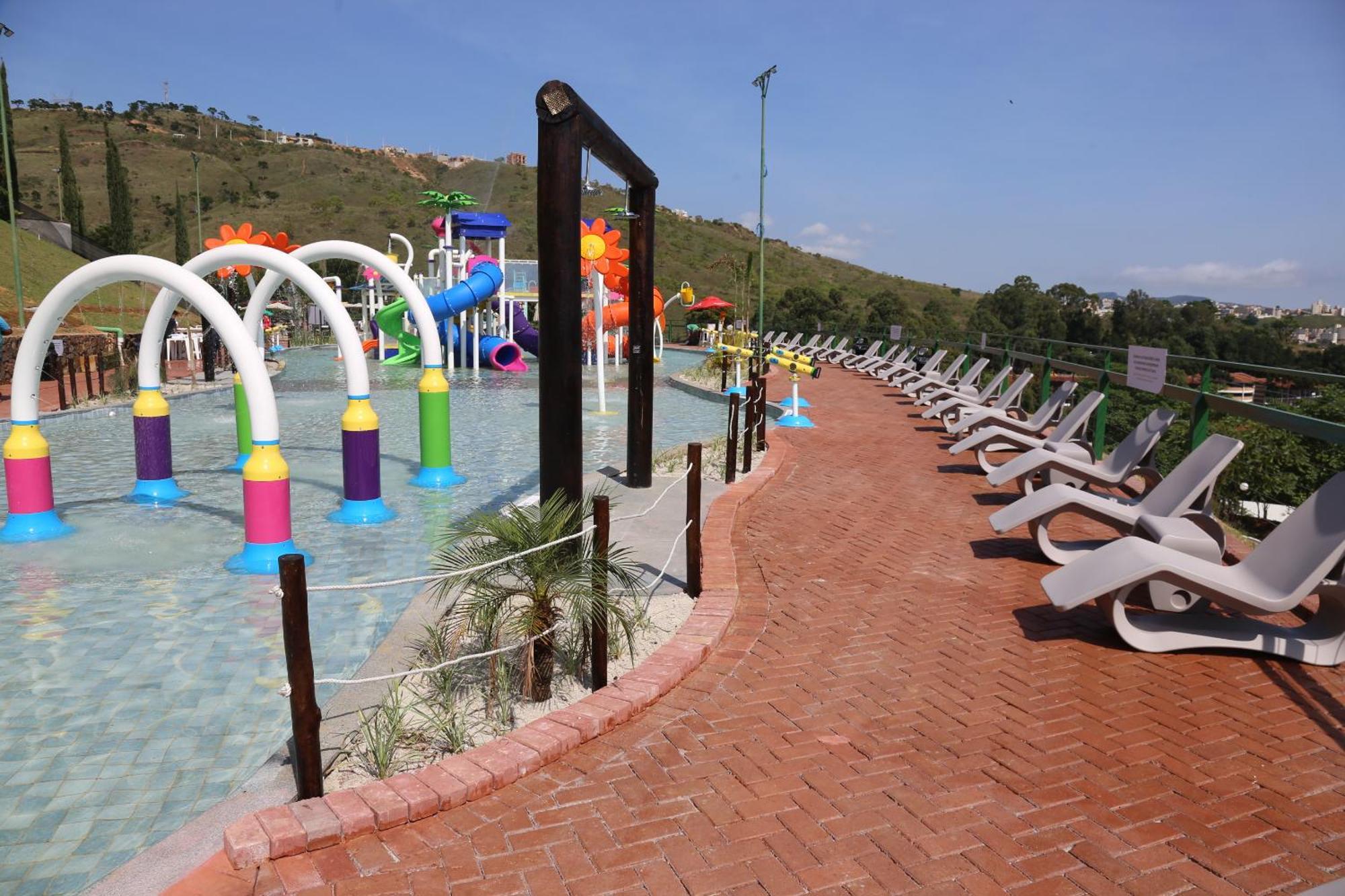 Hotel Golden Park All Inclusive Pocos De Caldas By Nacional Inn Экстерьер фото Aqua Park