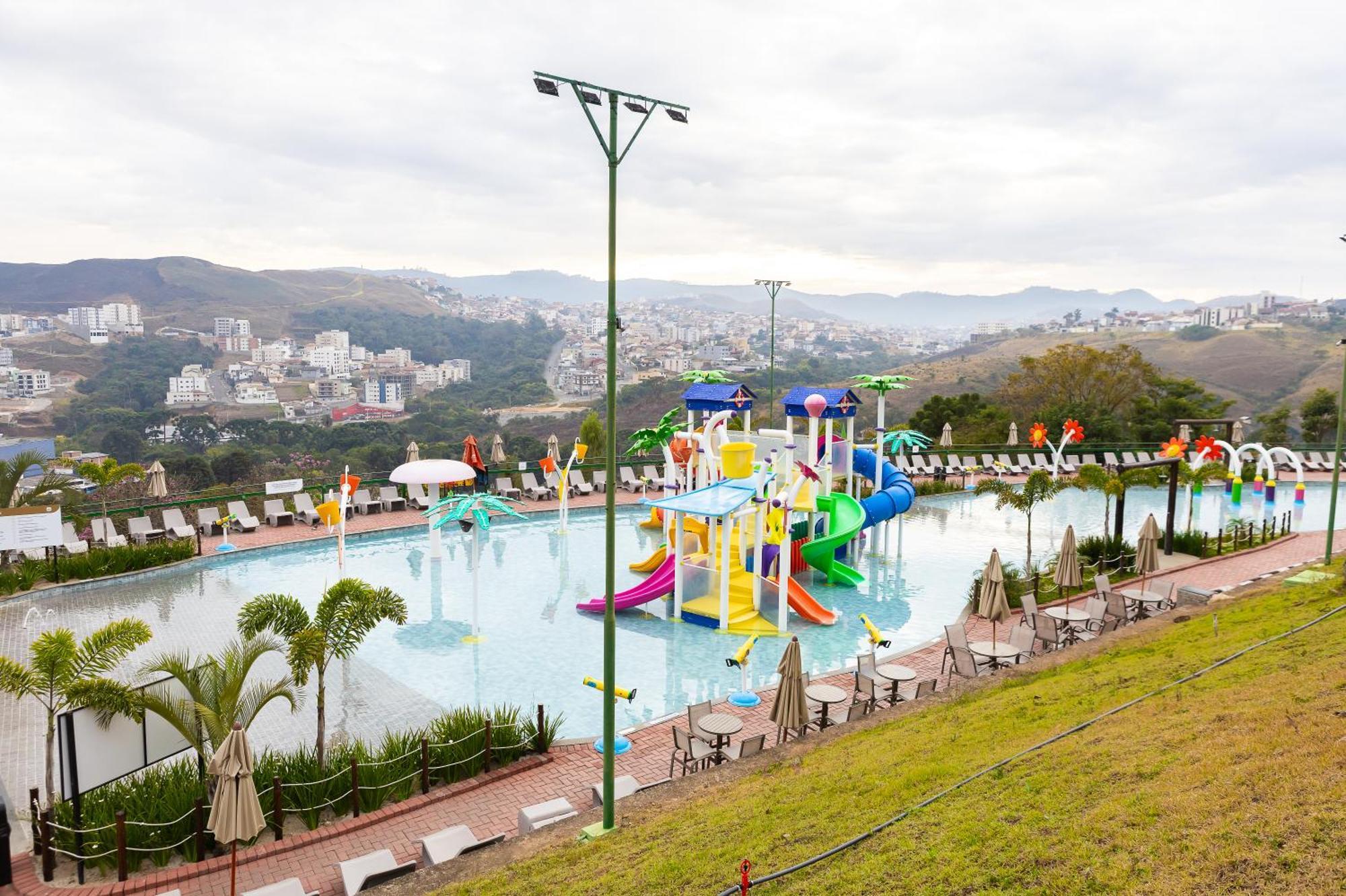 Hotel Golden Park All Inclusive Pocos De Caldas By Nacional Inn Экстерьер фото Water park in the resort