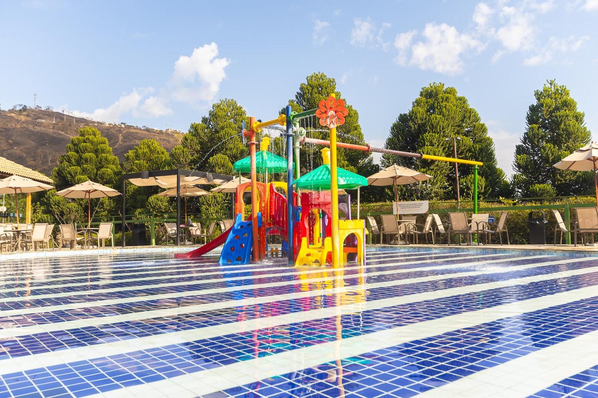 Hotel Golden Park All Inclusive Pocos De Caldas By Nacional Inn Экстерьер фото The swimming pool at the resort