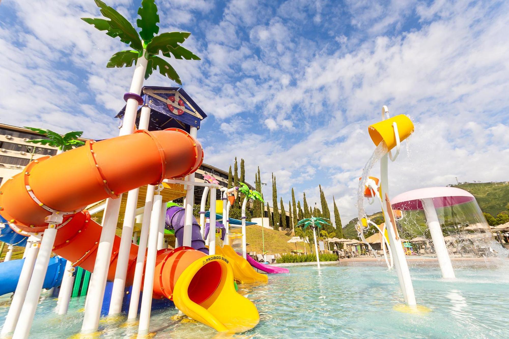 Hotel Golden Park All Inclusive Pocos De Caldas By Nacional Inn Экстерьер фото The water park